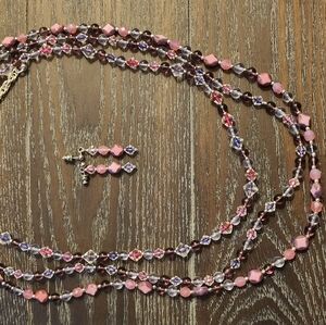 20" 3 stranded berry colored necklace with earrings